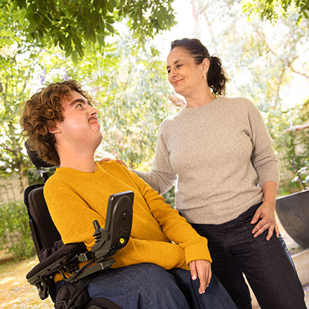 Personne handicapée en fauteuil roulant